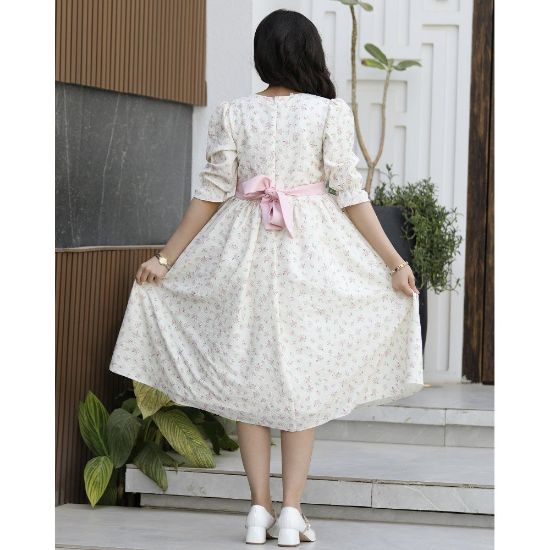 صورة فستان بناتي زهور وردي فاتح بفيونكة خصر حديثة وتصميم فريد | سحر التجدد - 1155